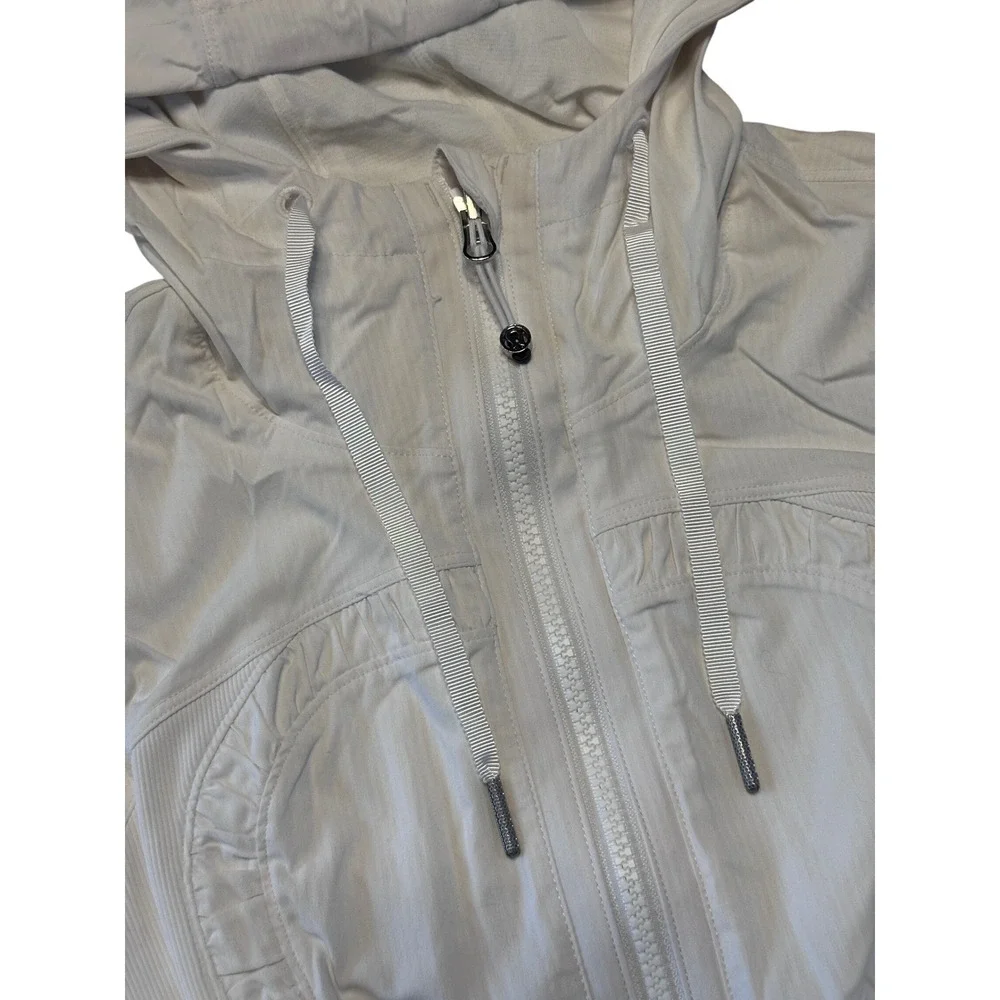 Lululemon Dance Studio Jacket White‎ Full Zip Hooded Cinched Sleeve Size 8